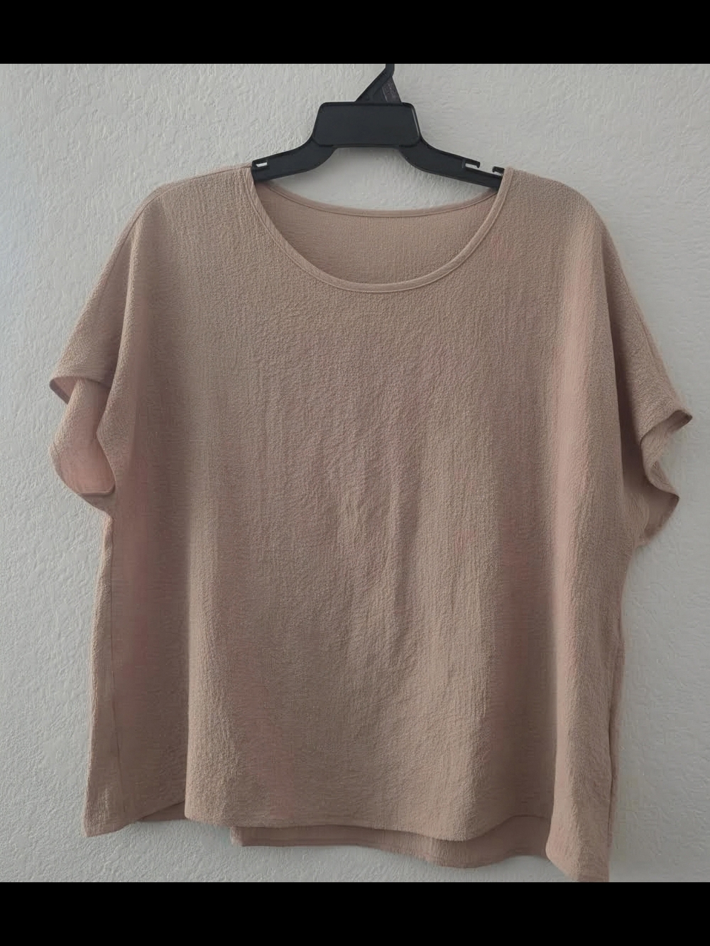 Women's Relaxed Short Sleeve Top in Tan